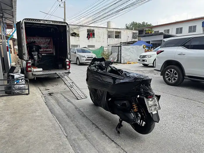 ส่งมอเตอร์ไซค์ไฟฟ้า